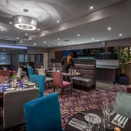 Maldron Hotel Dublin Airport-3
