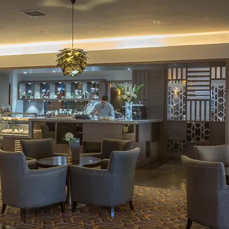 Maldron Hotel Dublin Airport-2